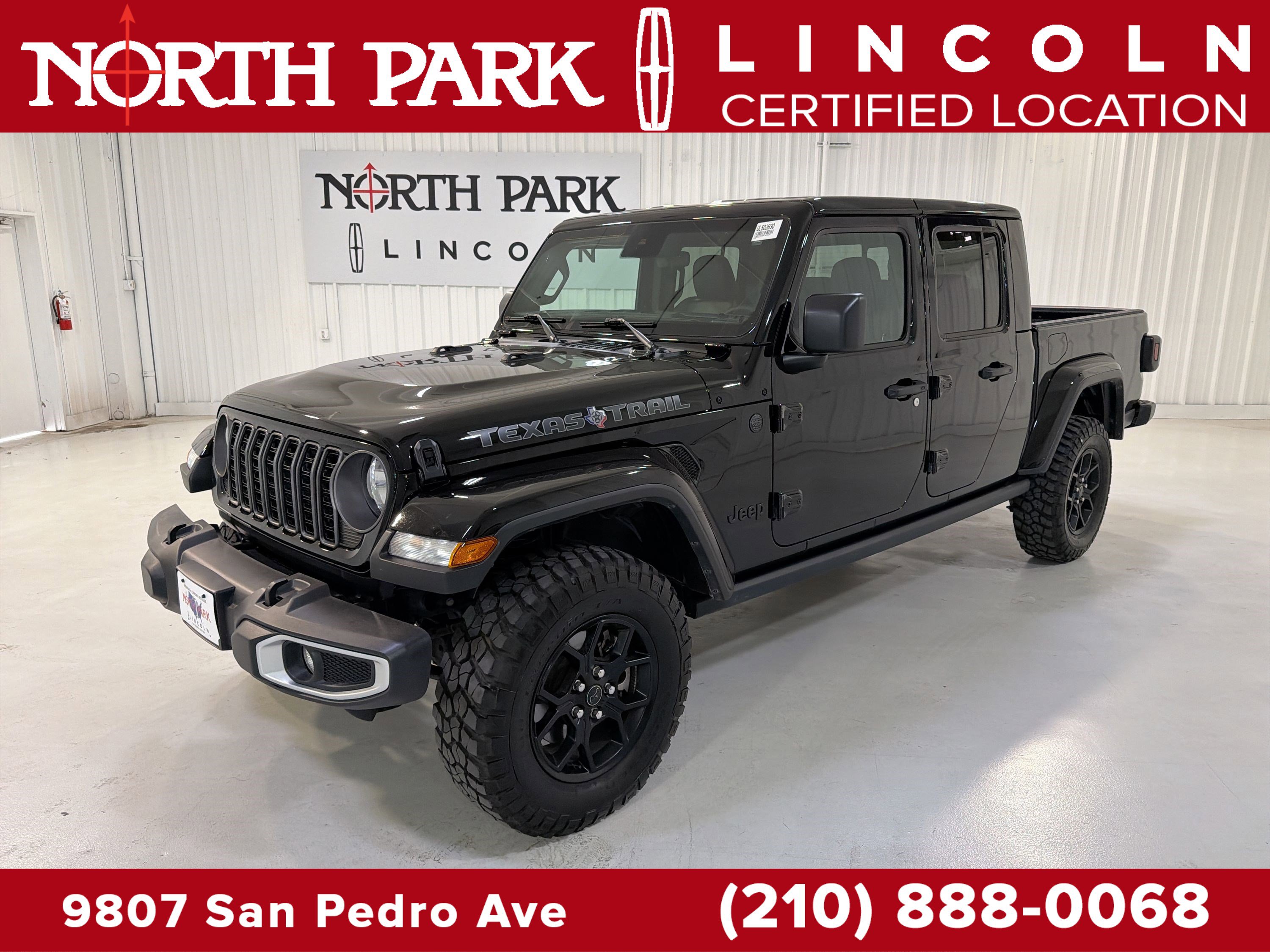 Used 2025 Jeep Gladiator Sport image 1