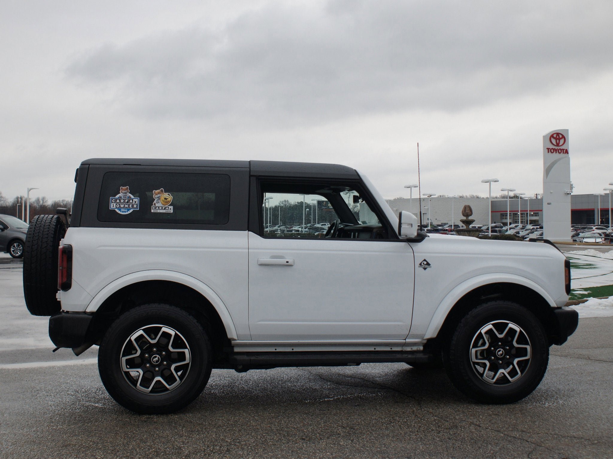 Used 2023 Ford Bronco Outer Banks image 22