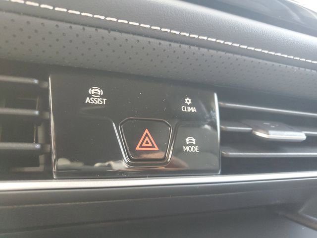 New 2026 Volkswagen Atlas SE image 26