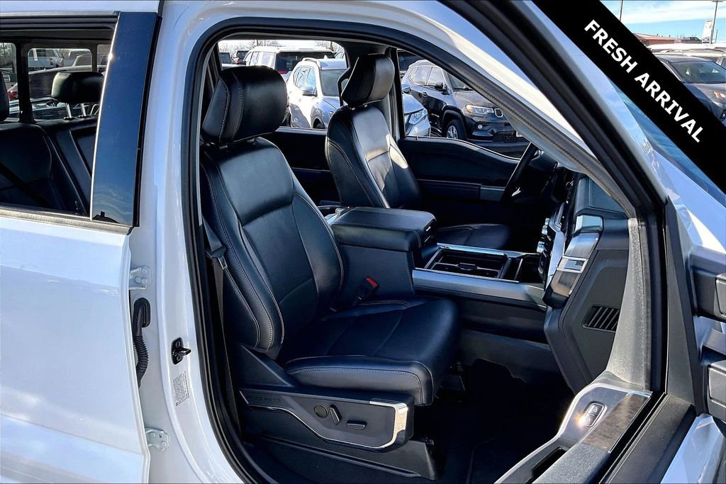 Used 2024 Ford F350 Lariat w/ Lariat Ultimate Package image 28