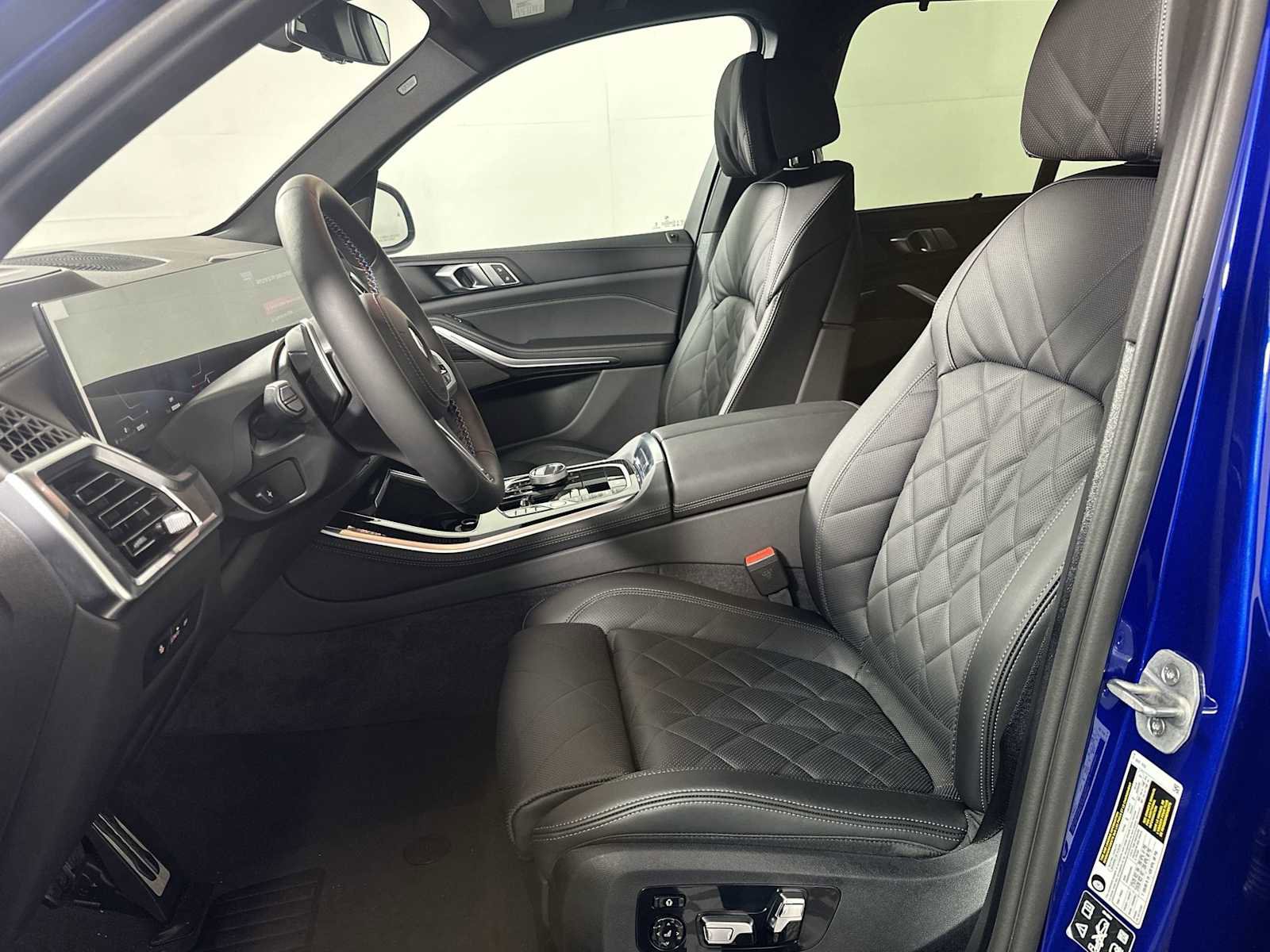 New 2026 BMW X5 M60i w/ Executive Package image 11