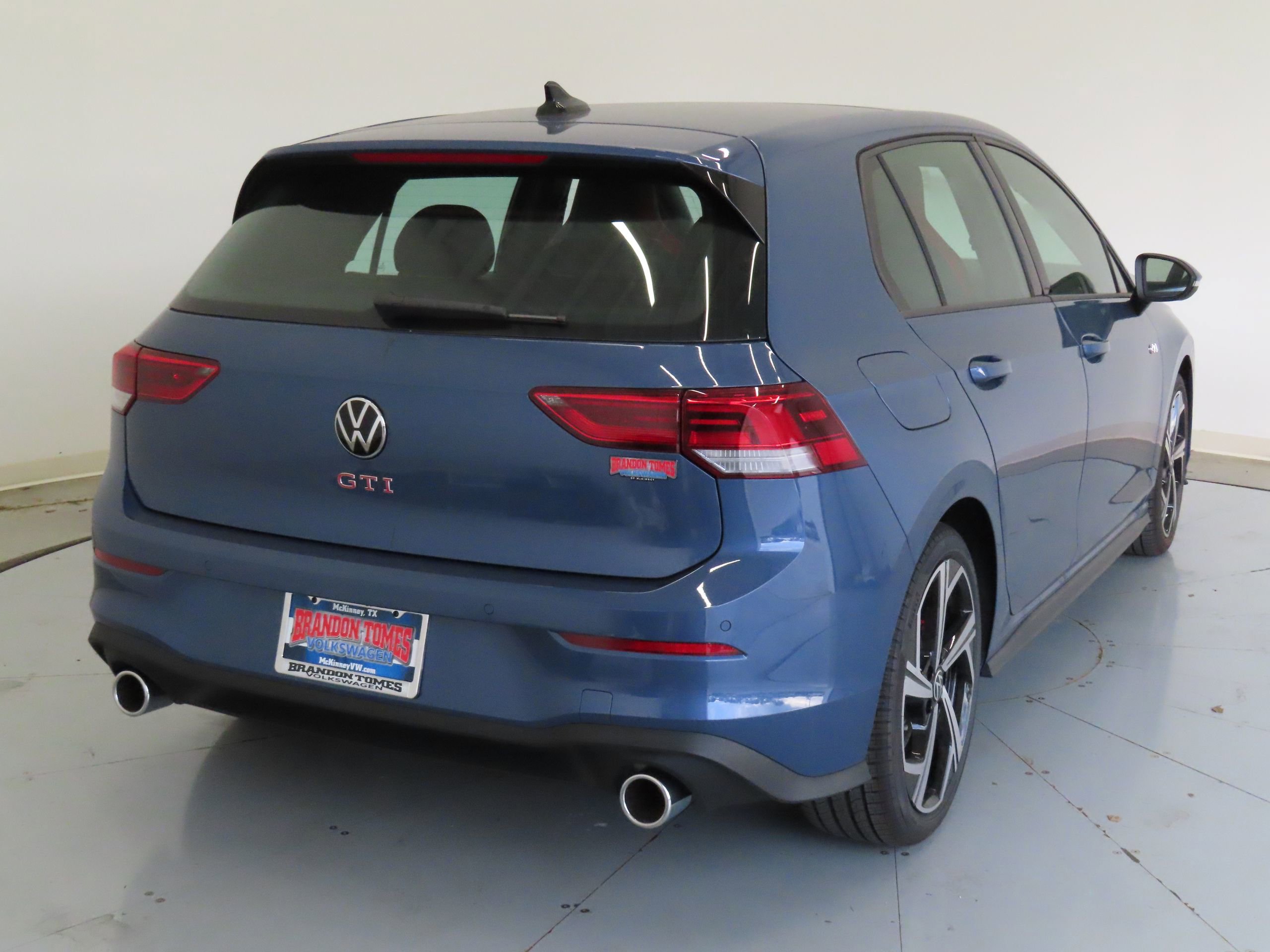 New 2025 Volkswagen GTI SE image 4