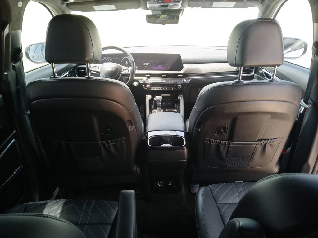 Used 2023 Kia Telluride SX Prestige X-Pro AWD/4WD image 5