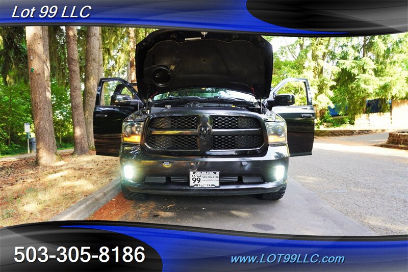 Used 2015 RAM 1500 Sport w/ Black Ram 1500 Sport Group RWD image 28