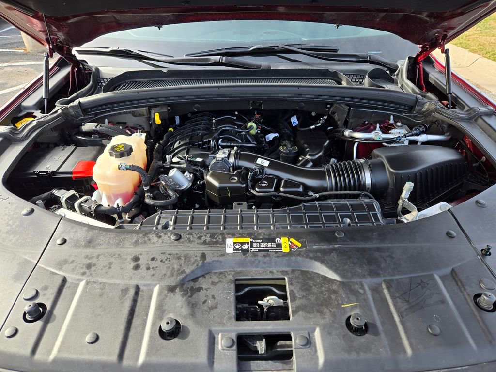 Used 2025 Jeep Grand Cherokee Limited w/ Black Appearance Package image 34