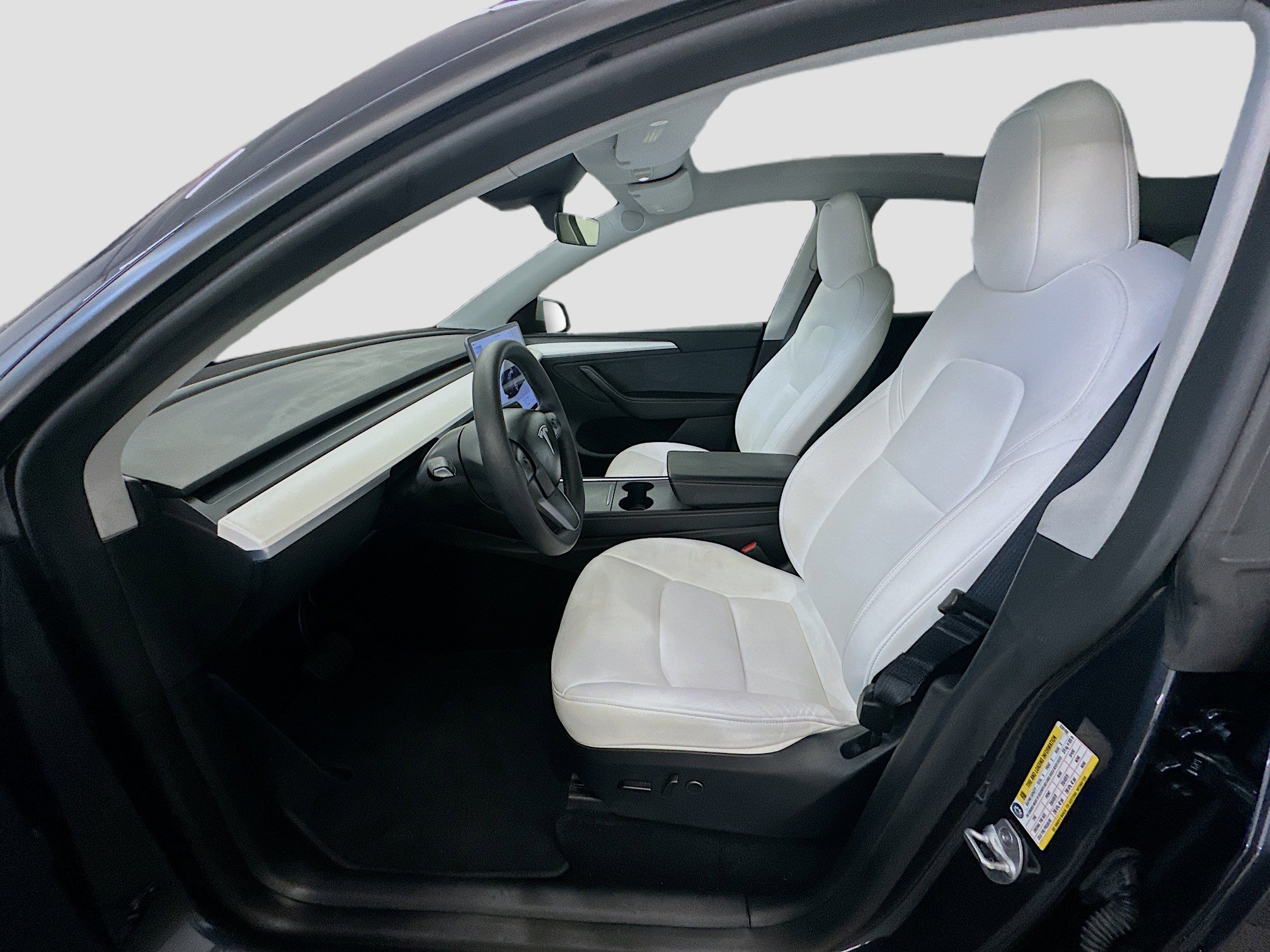 Used 2024 Tesla Model Y Long Range image 13