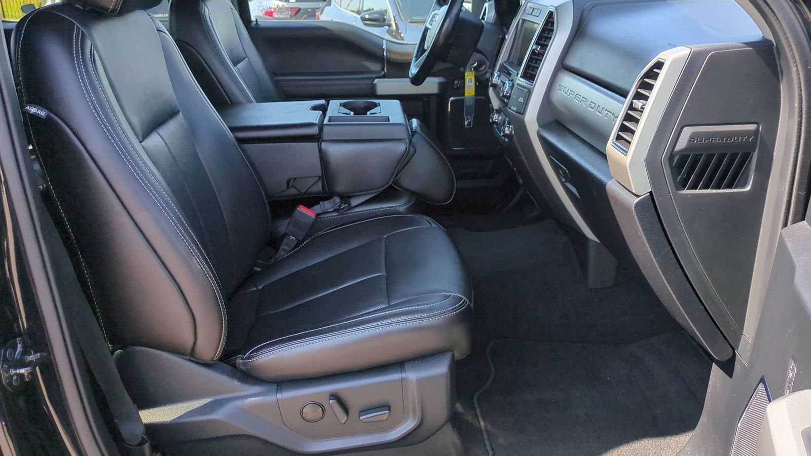 Used 2021 Ford F250 Lariat image 43