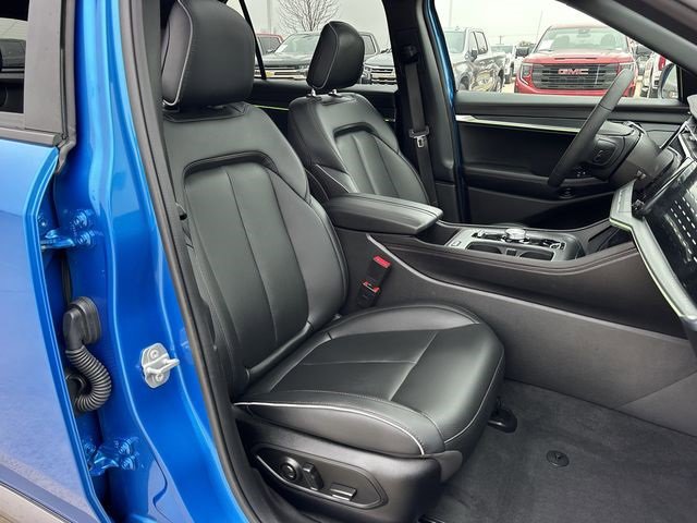 Used 2025 Jeep Wagoneer S Limited image 20