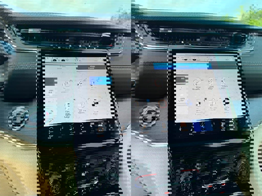 New 2025 Jeep Grand Cherokee L Limited w/ Black Appearance Package image 31