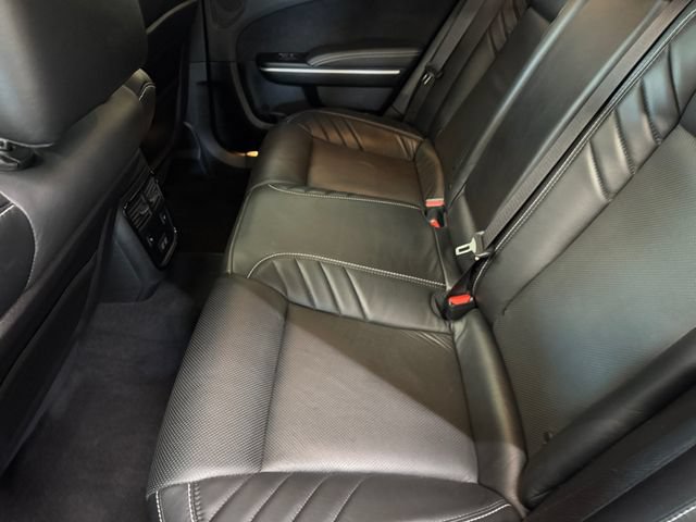 Used 2023 Chrysler 300 C RWD image 25