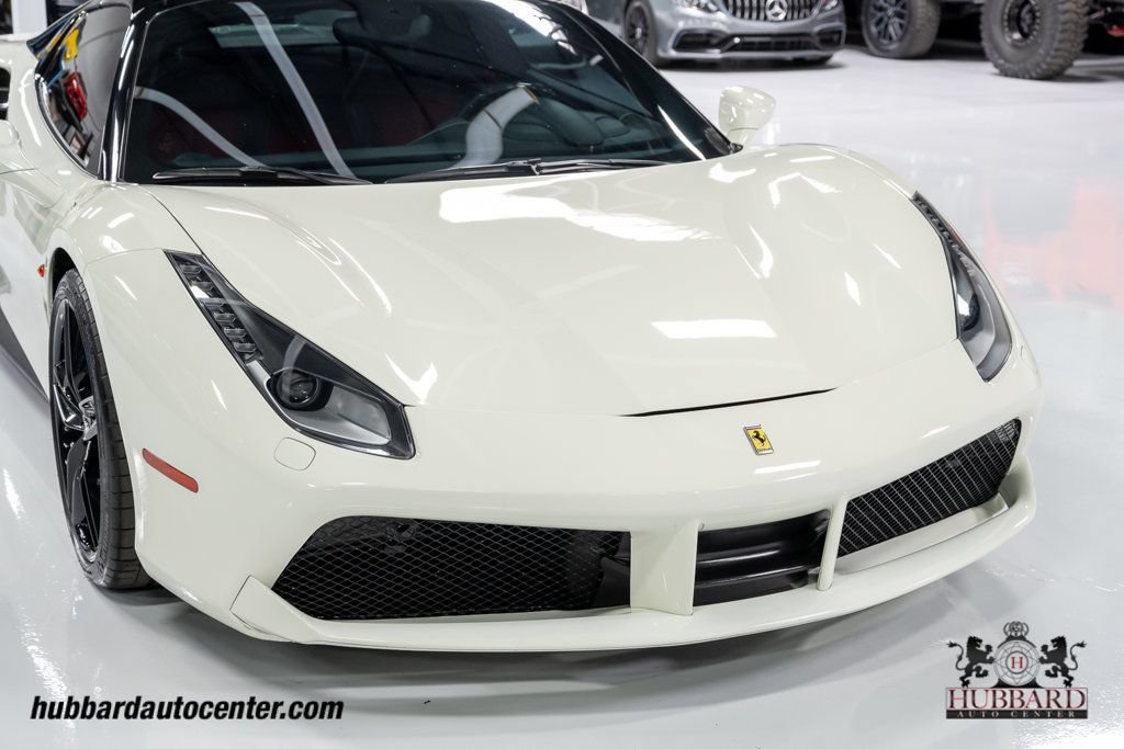 Used 2019 Ferrari 488 Spider RWD image 11