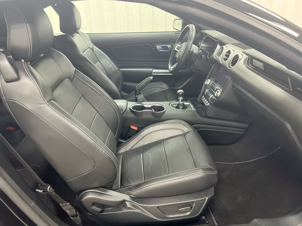 Used 2022 Ford Mustang GT Premium w/ Equipment Group 401A RWD image 22