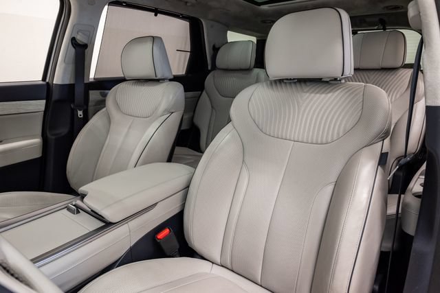 Used 2023 Hyundai Palisade Calligraphy AWD/4WD image 12
