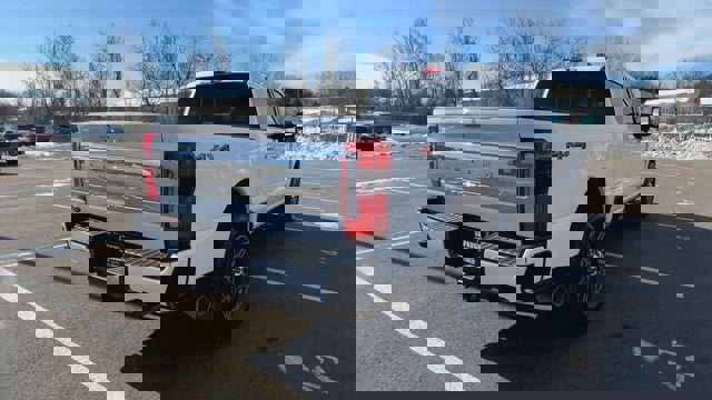 Used 2023 Ford F250 Limited image 8