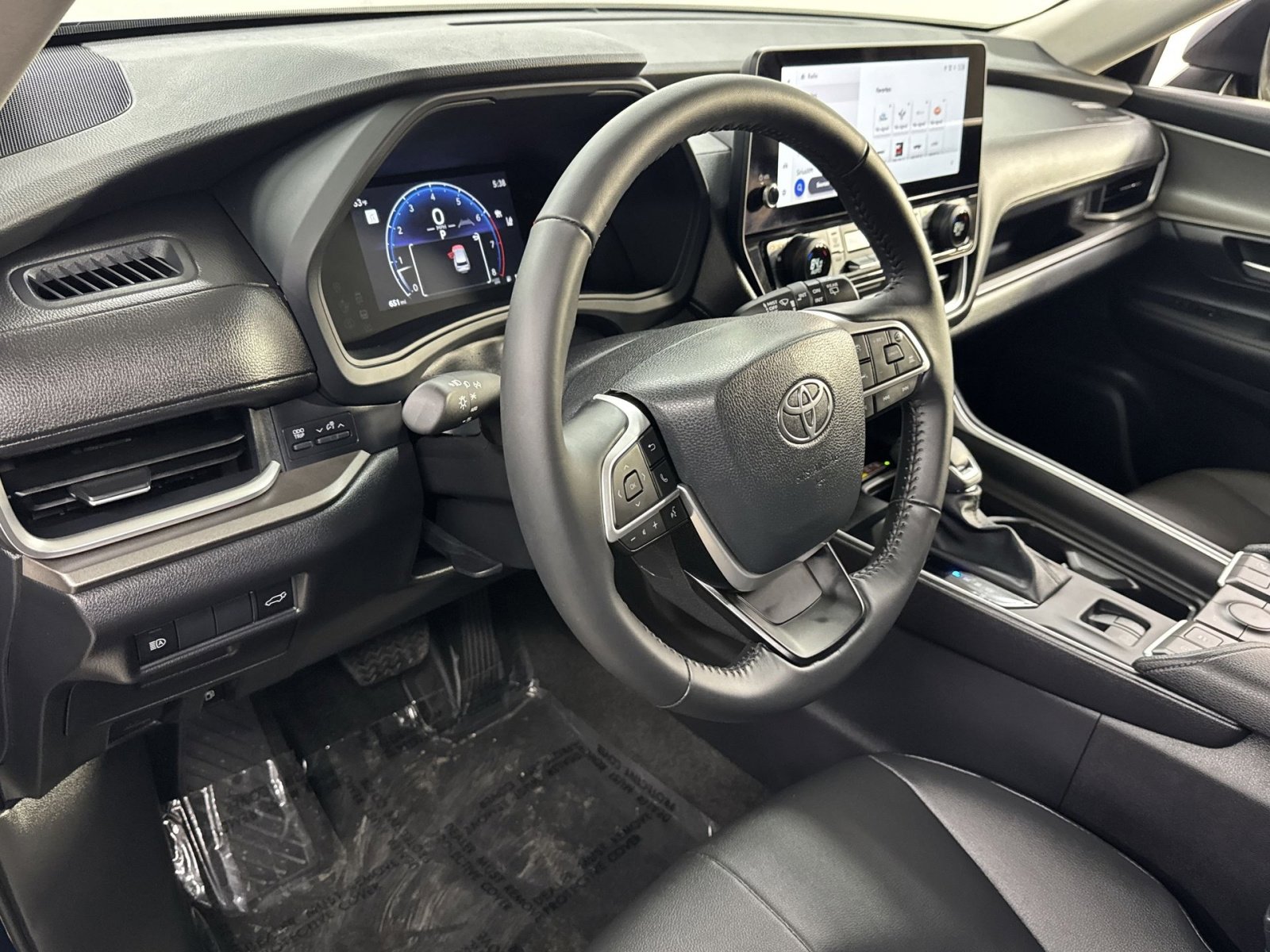 Used 2026 Toyota Grand Highlander XLE image 7