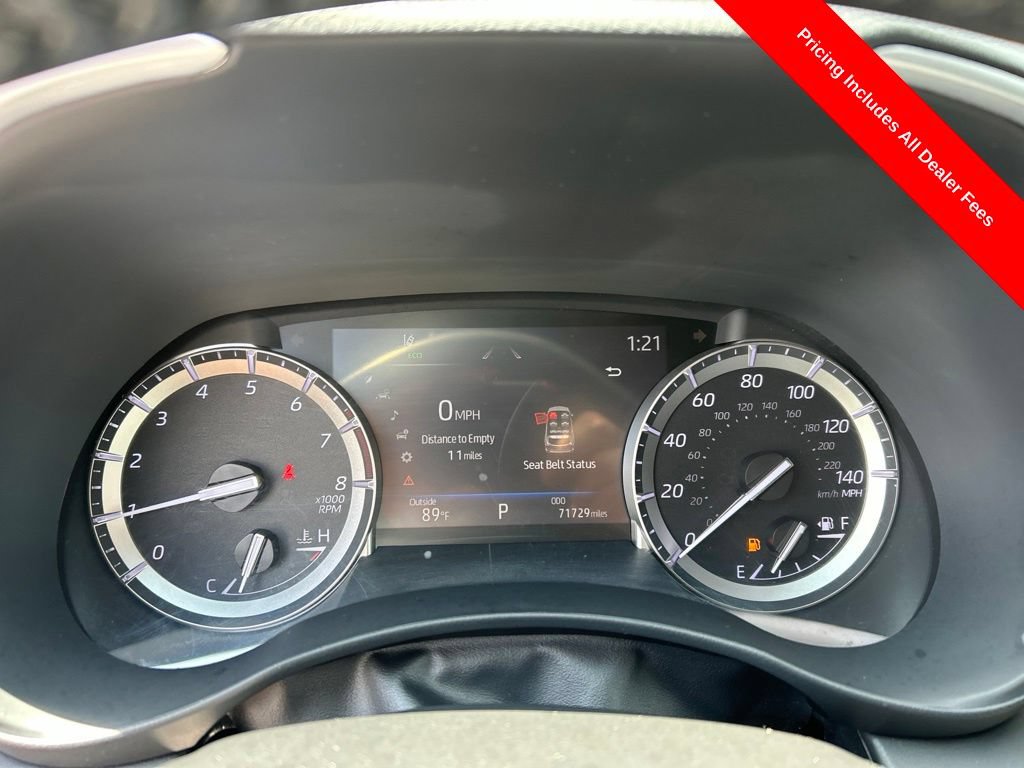 Used 2022 Toyota Highlander XSE FWD image 10