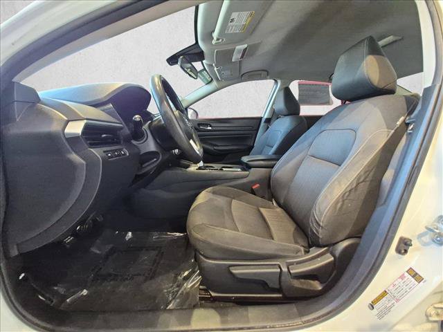 Used 2022 Nissan Altima 2.5 S FWD image 15