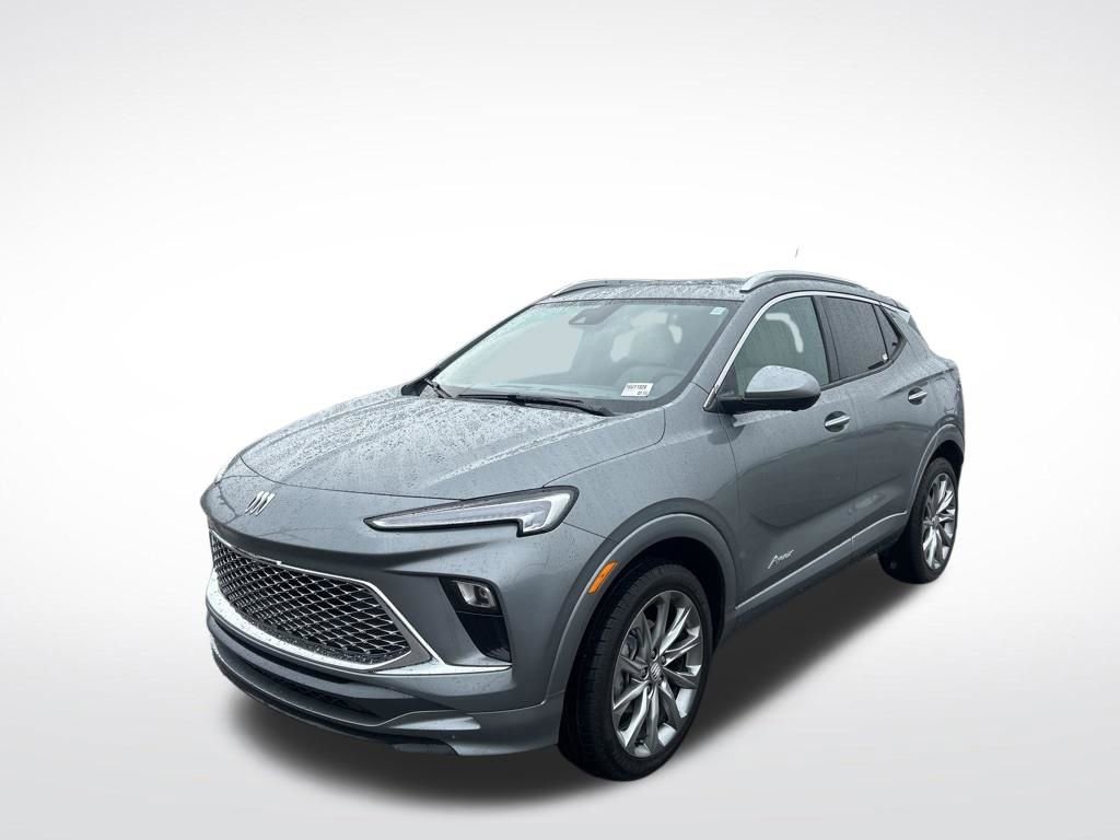 Used 2025 Buick Encore GX Avenir w/ Avenir Technology Package AWD/4WD image 3