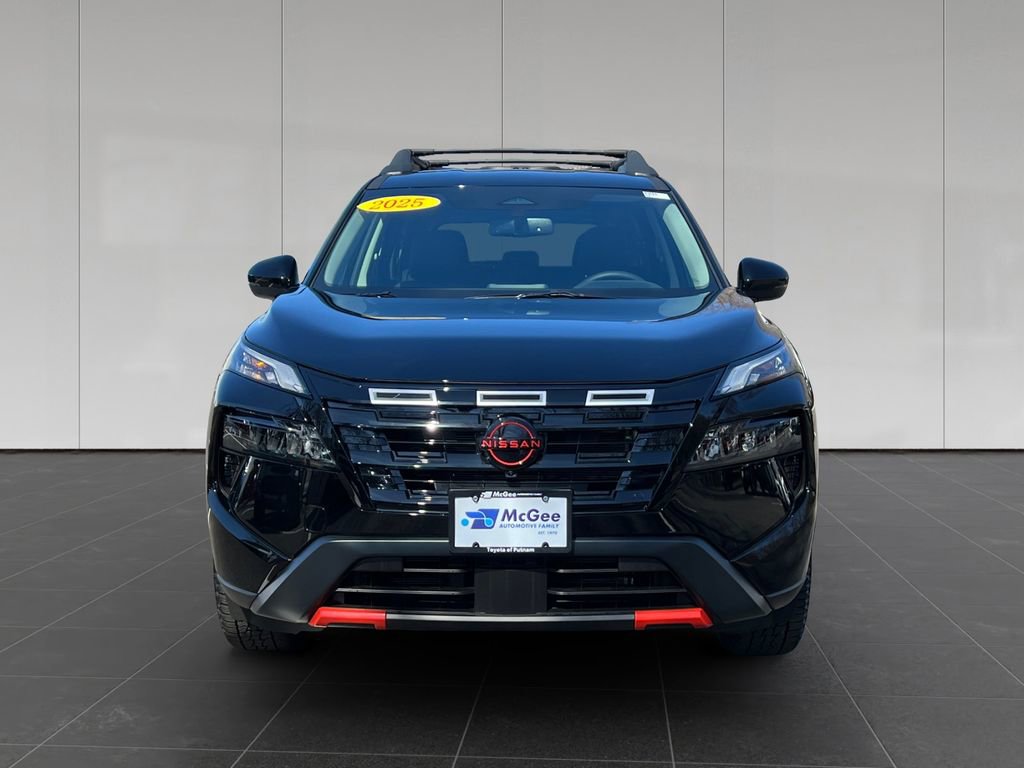 Used 2025 Nissan Rogue SV w/ Rock Creek Premium Package image 8