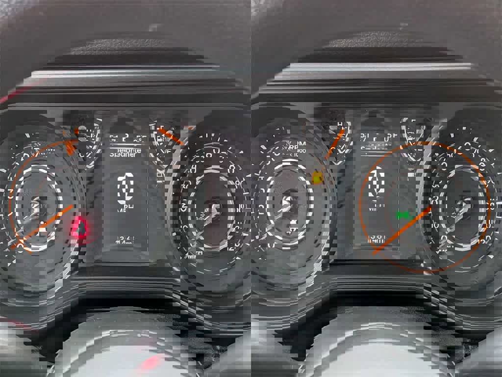 Used 2024 Jeep Gladiator Sport image 28