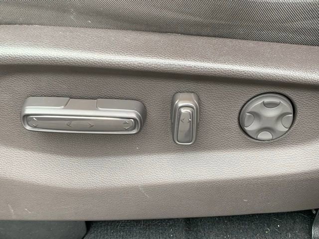 Used 2023 Honda Odyssey EX image 4