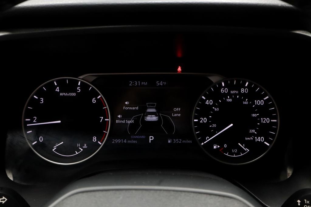 Certified 2025 Nissan Rogue SV FWD image 27