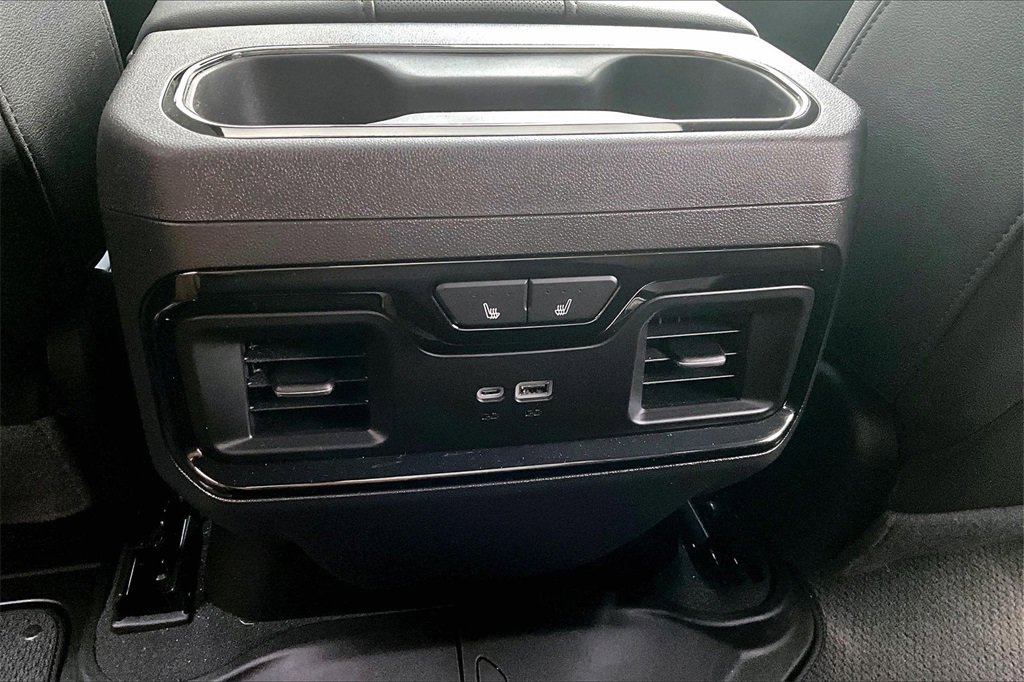 Used 2025 GMC Sierra 1500 AT4 w/ AT4 Premium Package image 12