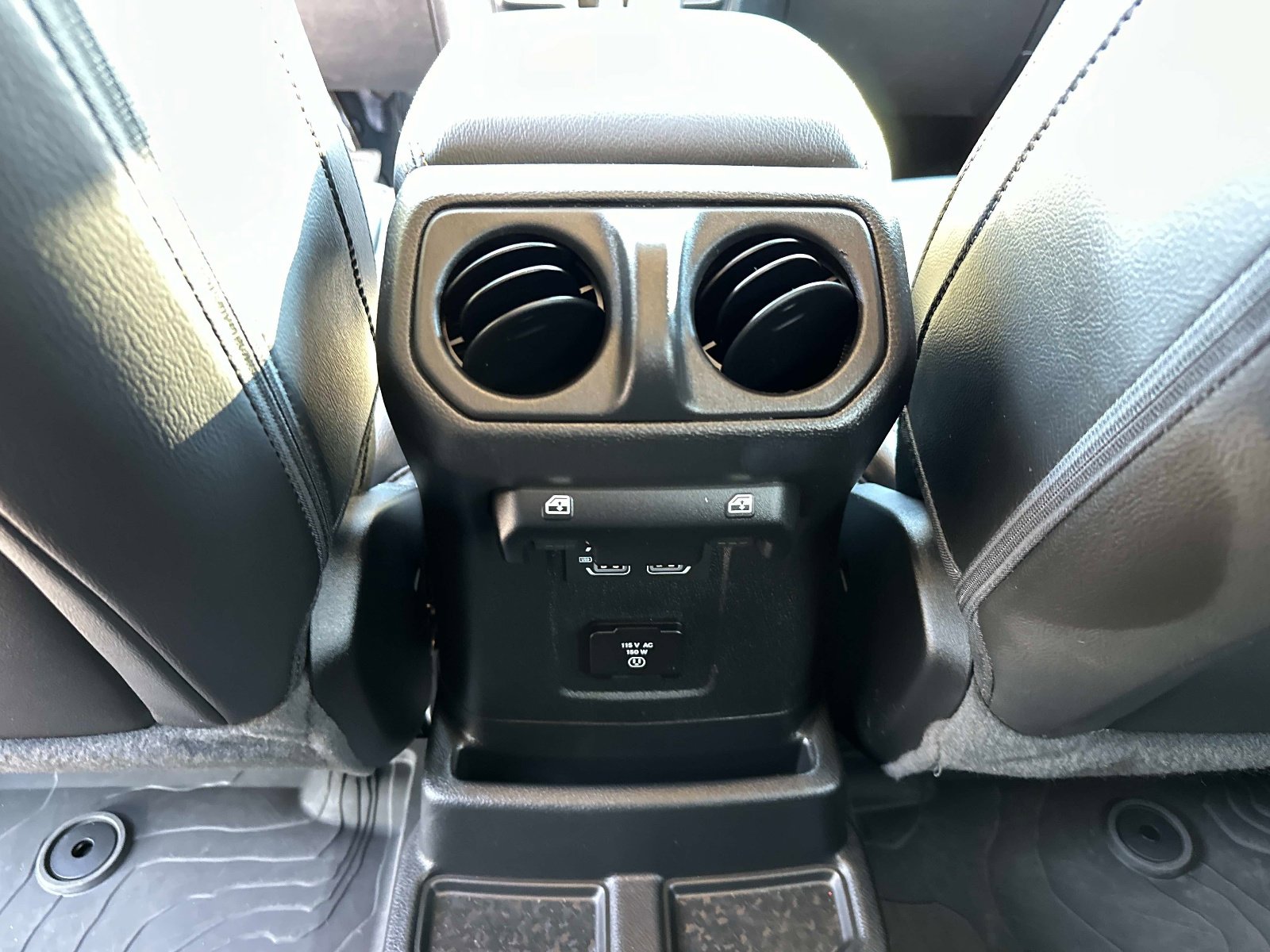 Certified 2022 Jeep Wrangler Unlimited Sahara image 16