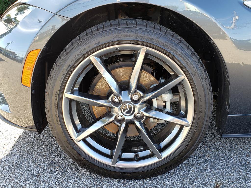 Used 2017 MAZDA MX-5 Miata RF Grand Touring RWD image 27