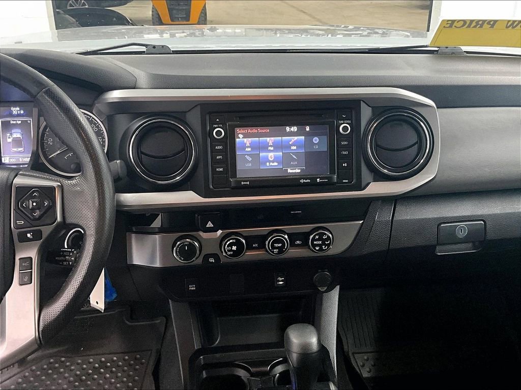 Used 2018 Toyota Tacoma SR5 image 18