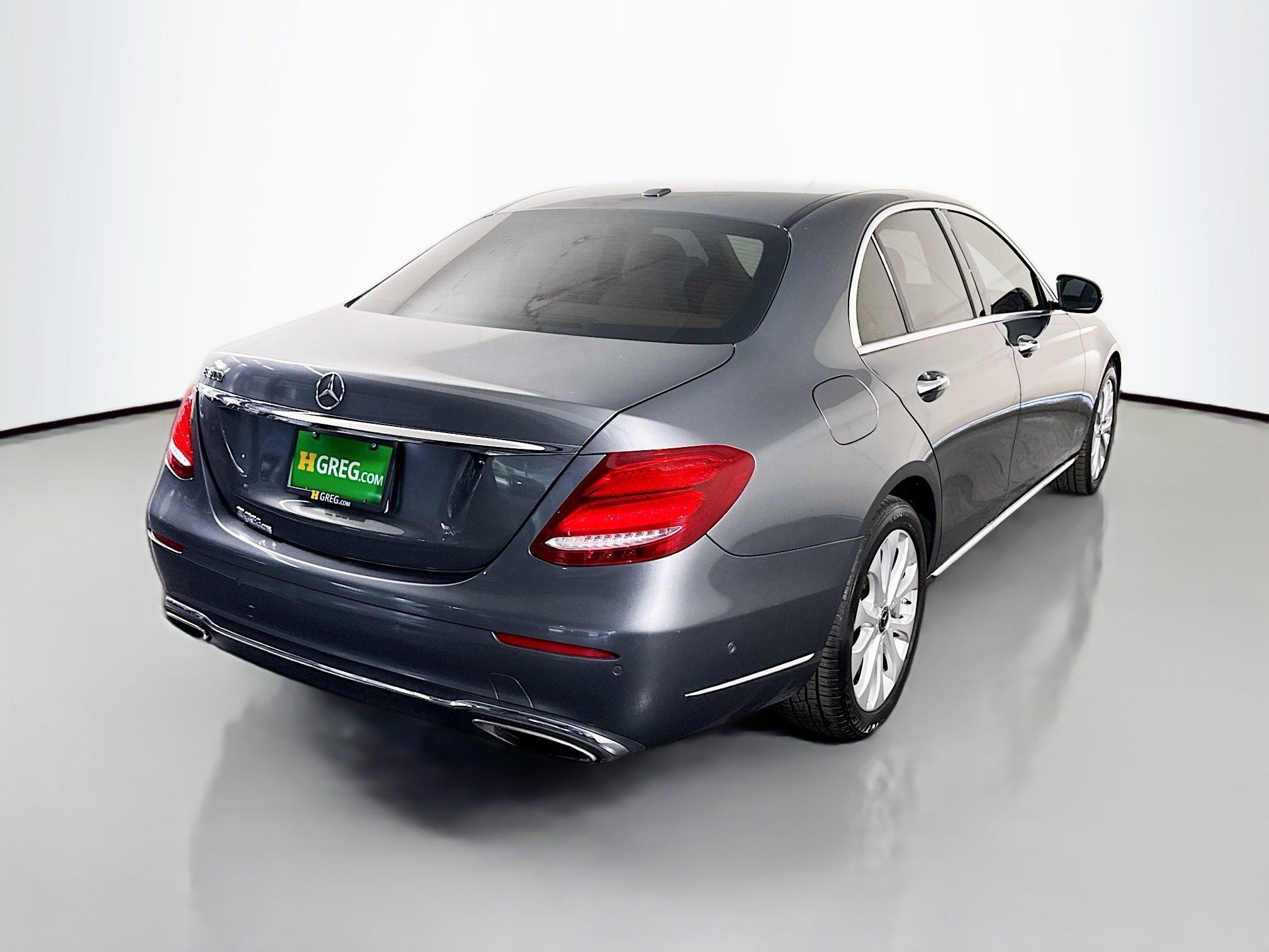 Used 2018 Mercedes-Benz E 300 w/ Premium 1 Package image 10