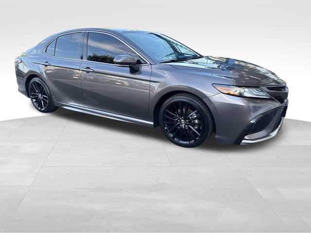 Used 2024 Toyota Camry XSE w/ Cold Weather Package FWD image 7