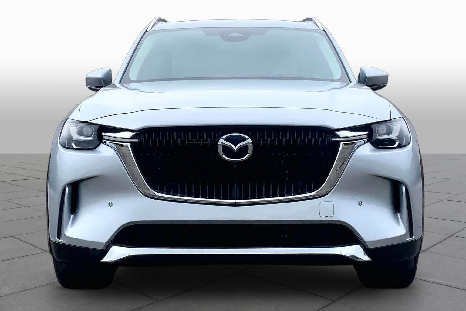 Certified 2024 MAZDA CX-90 Plug-In Hybrid w/ Premium Plus AWD/4WD image 4