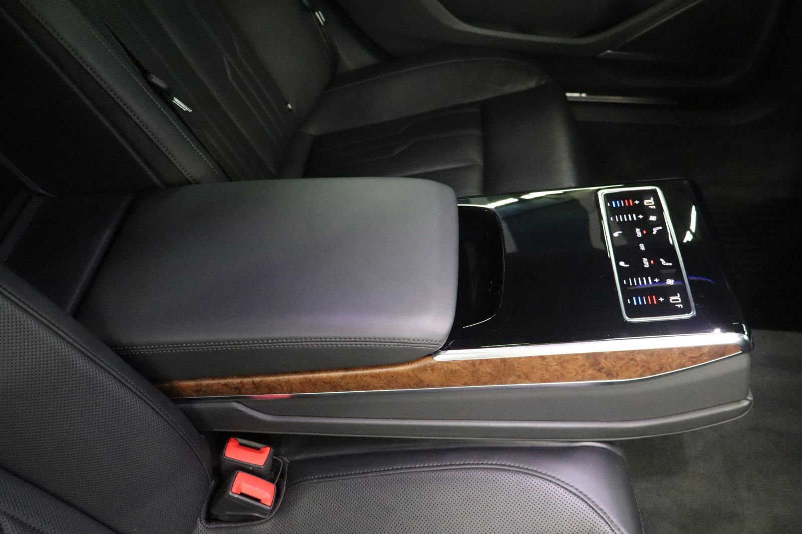 Used 2020 Audi A8 L 4.0T w/ Sport Plus Package AWD/4WD image 19