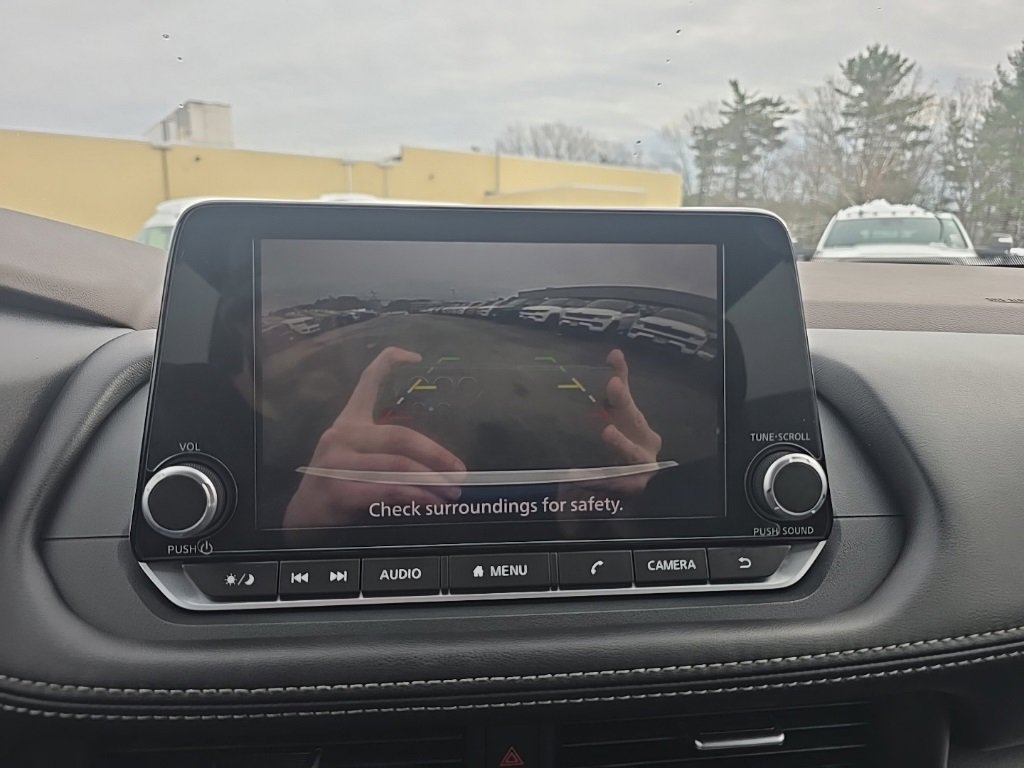 Used 2023 Nissan Rogue SV w/ SV Premium B Package image 28