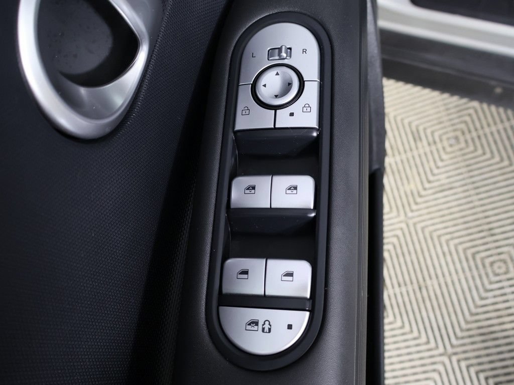 Used 2024 Hyundai Ioniq 5 SEL AWD/4WD image 34