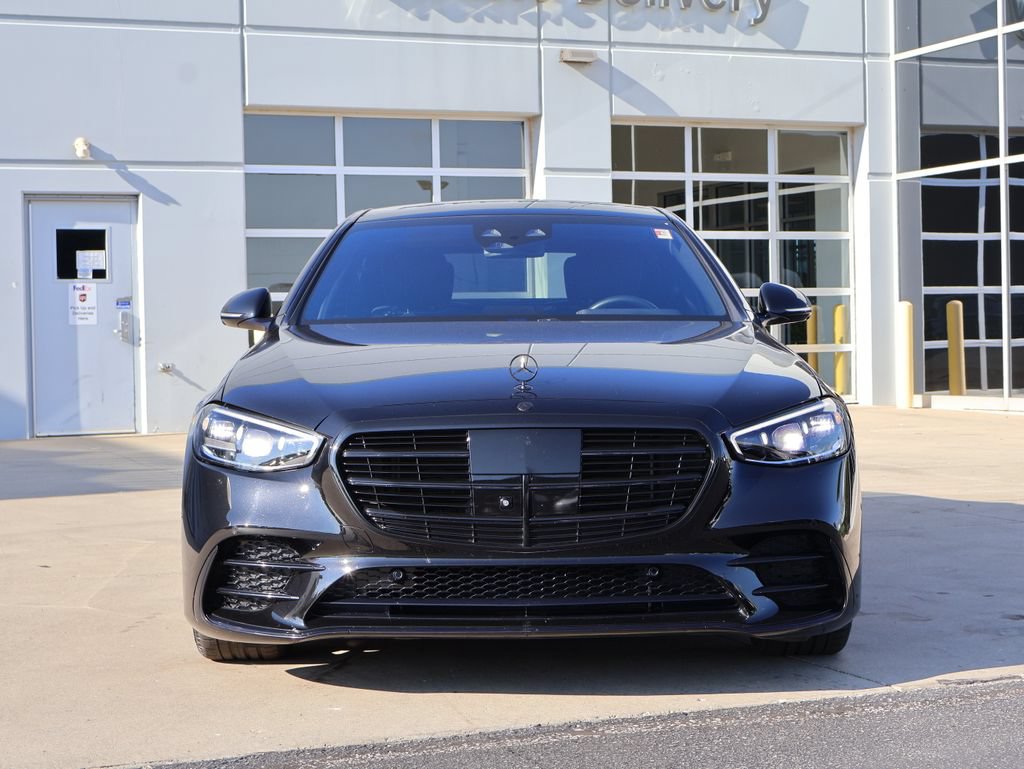 Certified 2022 Mercedes-Benz S 500 4MATIC image 2