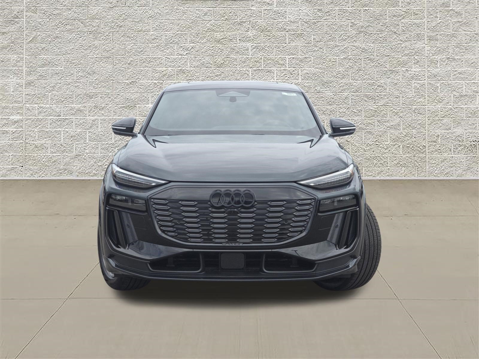 New 2027 Audi Q6 e-tron Premium Plus AWD/4WD image 2