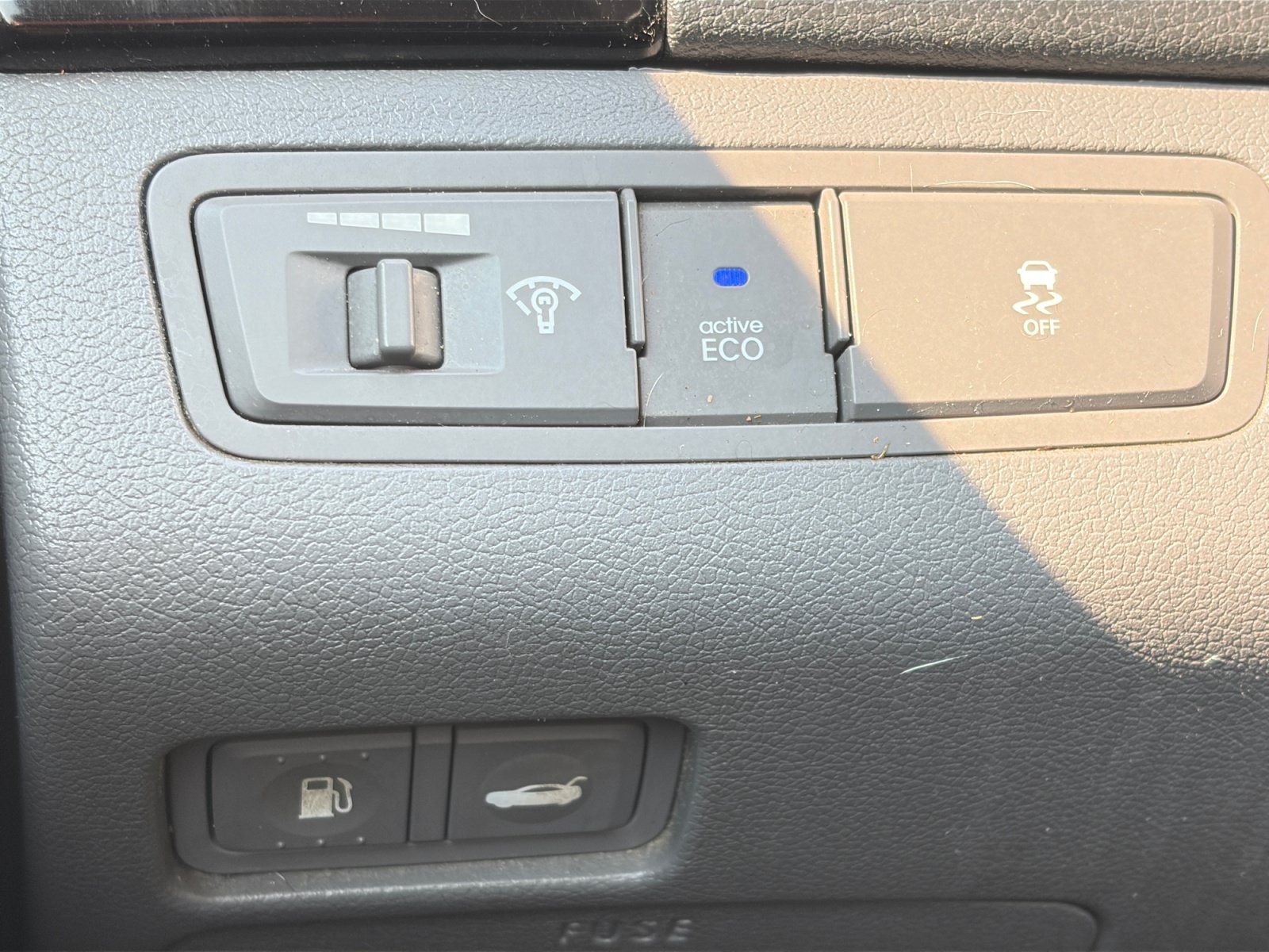 Used 2013 Hyundai Sonata Limited FWD image 26