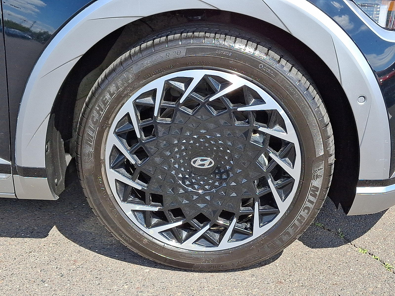 Used 2024 Hyundai Ioniq 5 Limited image 8