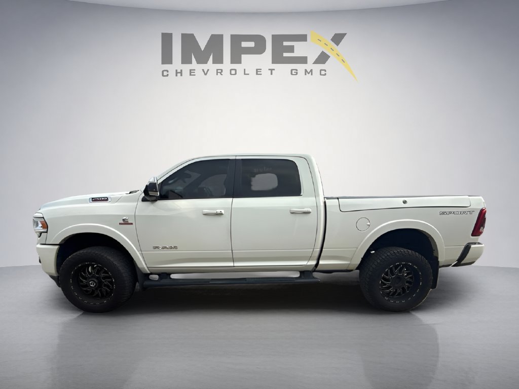 Used 2022 RAM 2500 Laramie AWD/4WD image 2