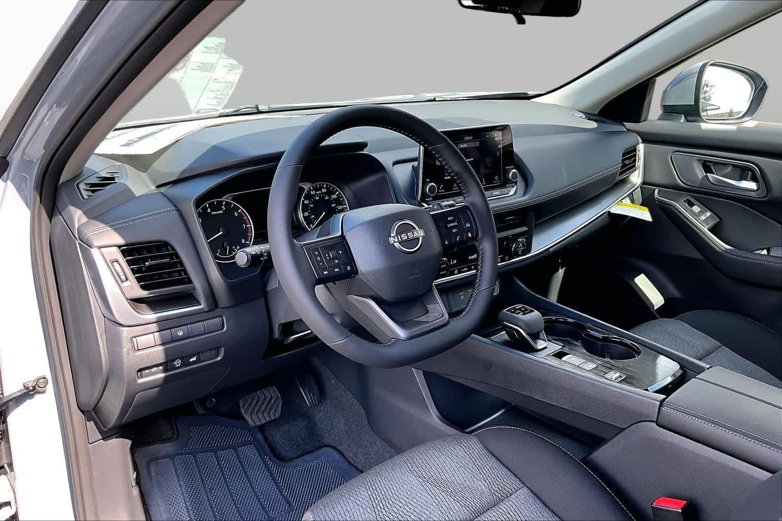 New 2026 Nissan Rogue SV FWD image 8