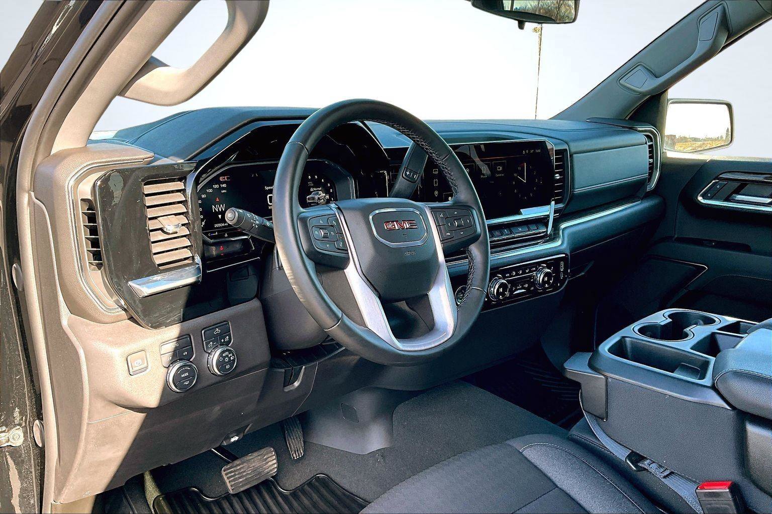 Used 2024 GMC Sierra 1500 Elevation AWD/4WD image 15
