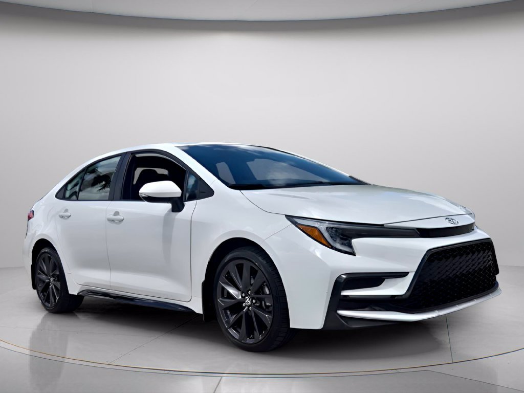 Used 2025 Toyota Corolla SE FWD image 9