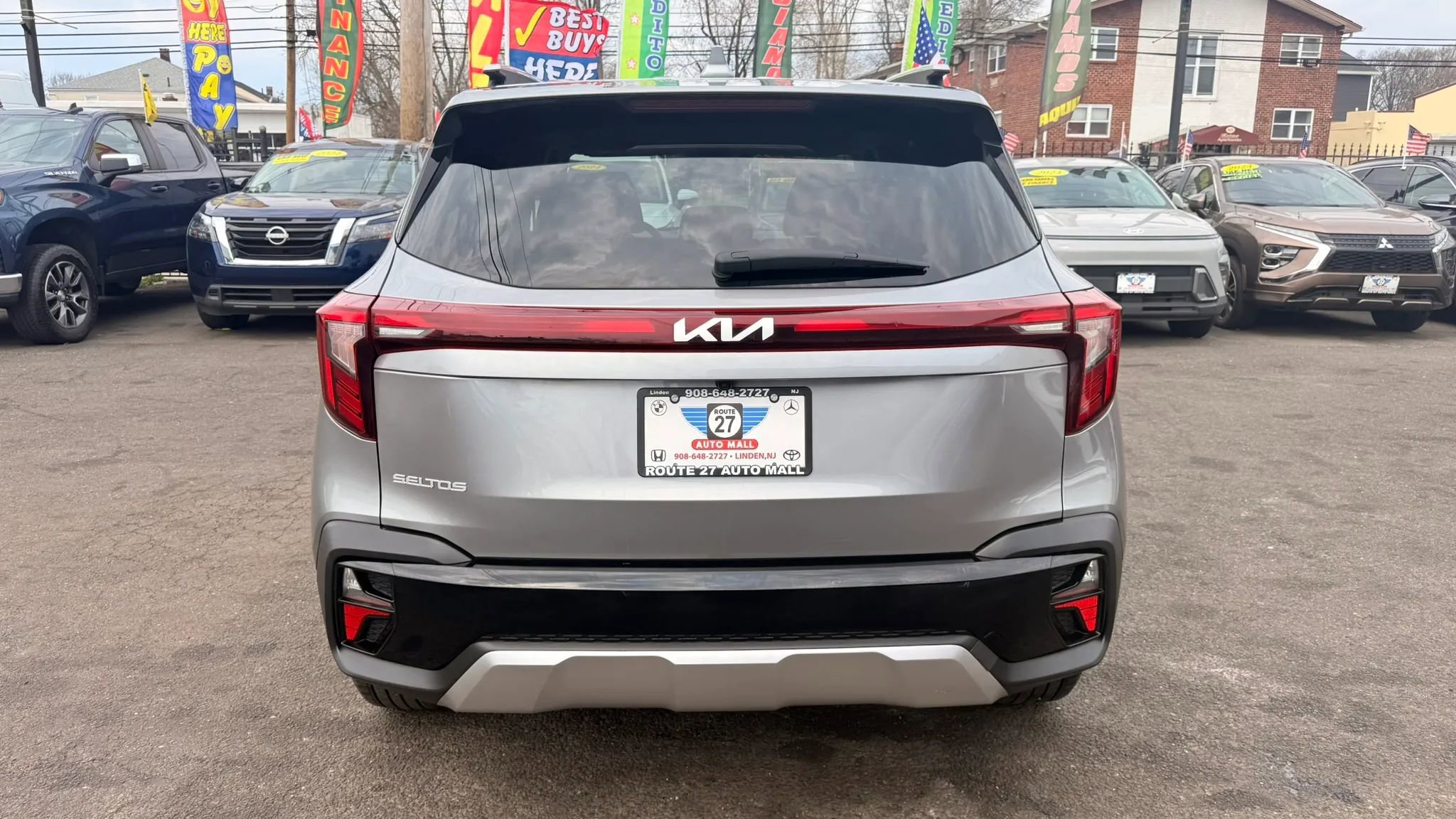 Used 2025 Kia Seltos S FWD image 6