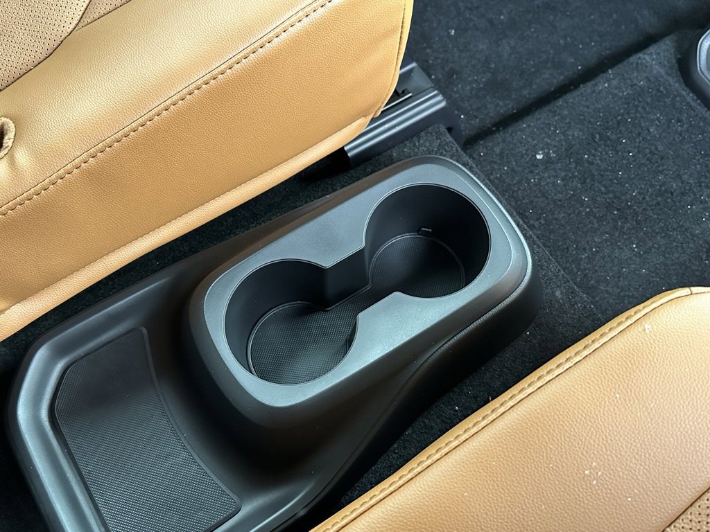 New 2026 Toyota Highlander Platinum image 17