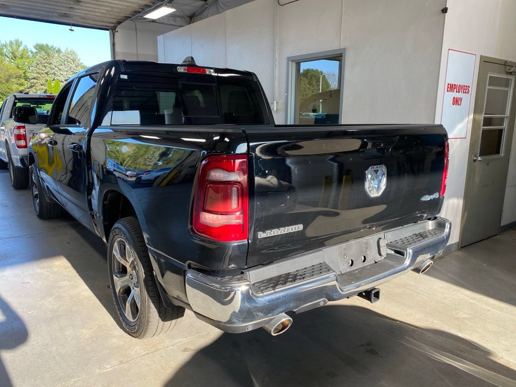 Used 2023 RAM 1500 Laramie AWD/4WD image 3