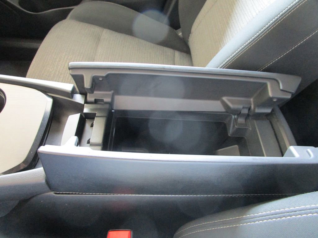 Used 2023 Nissan Rogue SV image 35