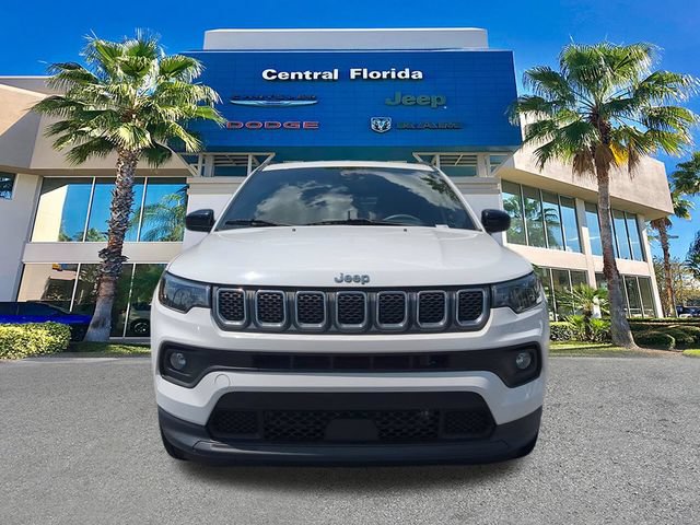 Certified 2023 Jeep Compass Latitude AWD/4WD image 3