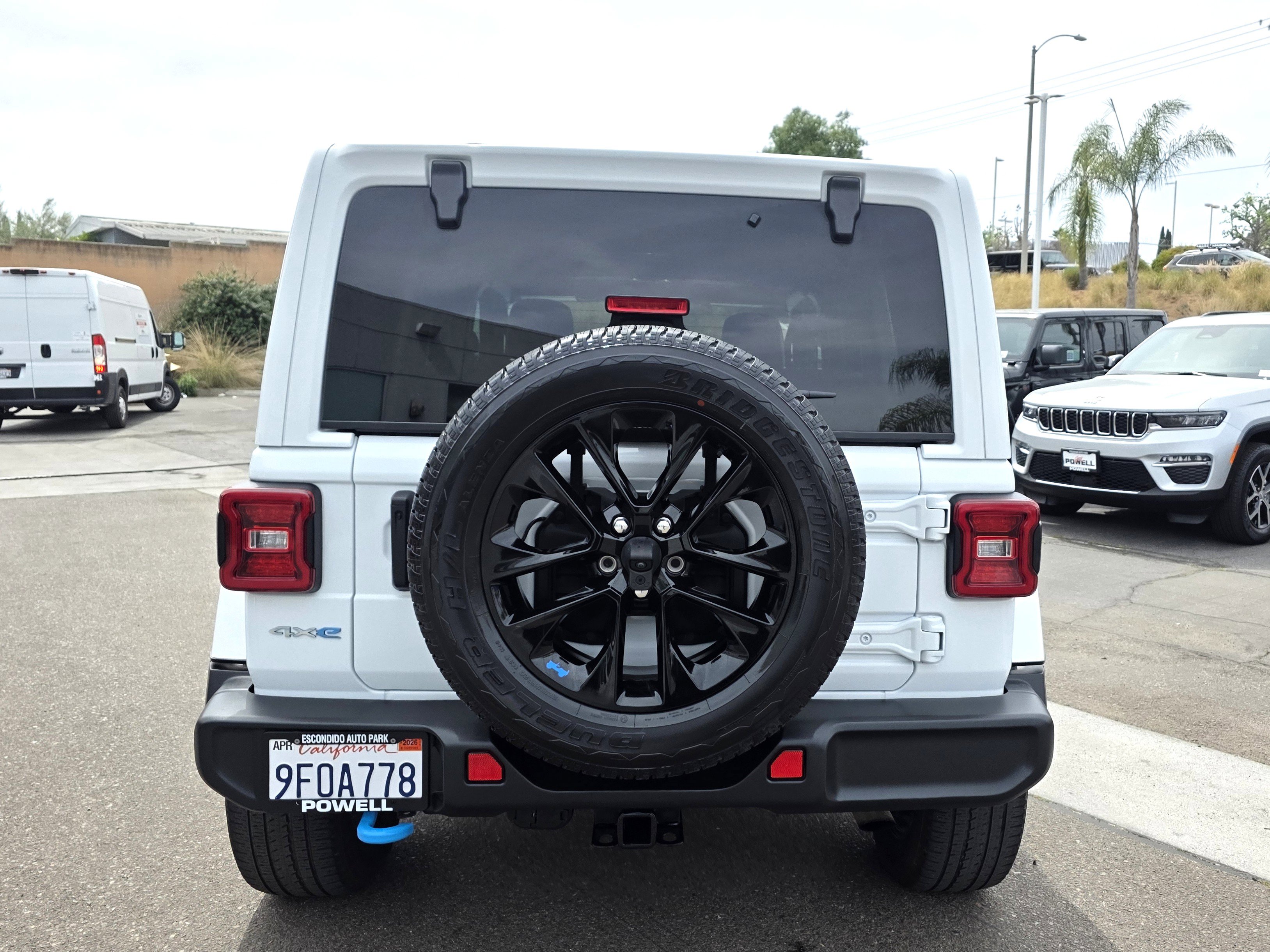 Certified 2023 Jeep Wrangler Unlimited Sahara w/ Cold Weather Group AWD/4WD image 4